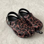 (NWT)  Classic Animal Remix Clogs in Black Multi Animal, Size: 7