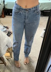 Distressed Levi Blue Jeans