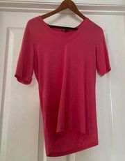 Bebe Women's Short Sleeve V-Neck T-Shirt Size L Pink