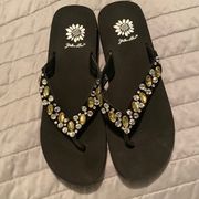 Yellow box sandals size 9