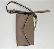 Urban expressions crossbody