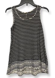 Womens Blouse Black White Geometric Scoop Neck Sleeveless S