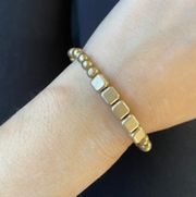 NWOT  simple beaded cold stretch bracelet