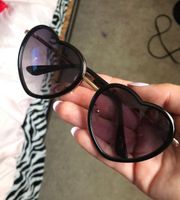 Black Heart Sun Glasses