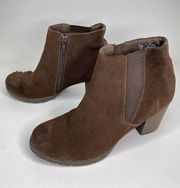 Clarks Boots Size 10 M Women's PAUSE CAMELIA Ankle Boot Suede Zipper Block Heel