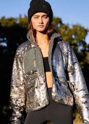 NWT    Movement Hit The Slopes Sequin Jacket