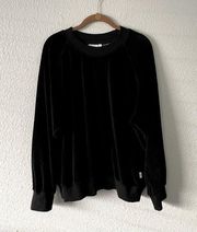 Good American Black Velvet Sweatshirt Top