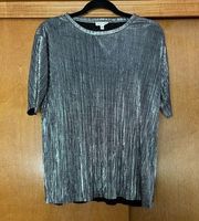 Silence + Noise Silver Shimmery Crinkle Boxy Short Sleeve Top Size Medium