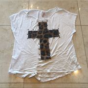 Mezzanine Like New Leopard Cross TShirt Sz S