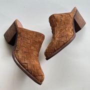 Jeffrey Campbell Cognac Brown Favela Weave Mules Shoes Womens Size 7 Stack Heels