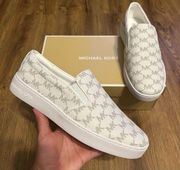 MICHAEL KORS MK logo print slip on shoes sneakers women’s 7 new