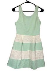 Day & Night Baby Blue & White Lace Applique Sleeveless Sheath Dress Women Sz S