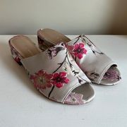 Kelly & Katie Amour Brocade Floral Slip On Mules Size 8