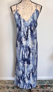 Tyche Shadow Leaf High Low Spaghetti Strap Dress in Blue Size L