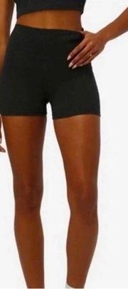 WeWoreWhat Black Hot Shorts Size Small NWT