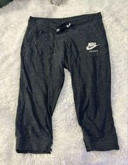 Women’s size large Nike sweatpants B1