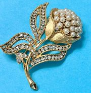Crown  Brushed Gold Tone Pearl Rhinestone Brooch Pin Rose Signed Mint