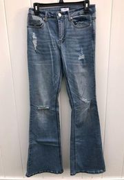 Forever 21 boot cut medium wash distressed jeans women’s size 28‎