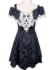 Gunne Sax Vintage 80s Black White Lace Off Shoulder Fit and Flare Prom Dress 7/8