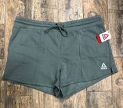 Women’s  Relaxed Short NWT Army Green, length is 14