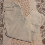 White jeans capris