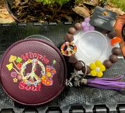 Silicone Wristlet Keychain And Detachable Round Wallet “Hippie Soul”