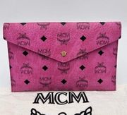 MCM
Visetos Envelope Clutch Pink