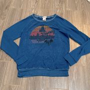 Women’s size medium  world parks super soft vintage dyed retro sweatshirt