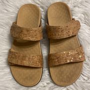 VIONIC Sandals size 9 excellent condition tan and gold color