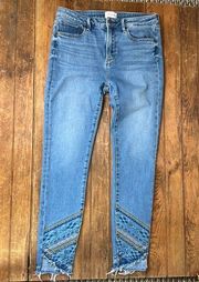 Women’s Driftwood Jackie high rise skinny embroidered hem jeans size 28