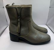 Clarks Nevella Devon Ankle Boots Women Size 7.5M Metallic Taupe Leather Zip