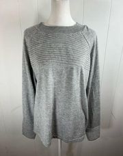 ASOS women’s size 14 gray lightweight sweater. Excellent condition