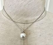 Express single pearl drop necklace