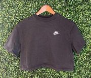 Nike Black Cropped Essential Shirt Size Small