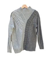 Simply Vera Wang women's size medium cable knit sweater