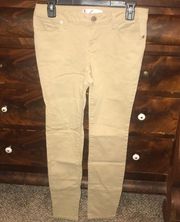 EUC/khaki jeans/size 9 juniors/