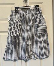 Striped skirt with pockets