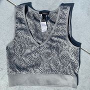 Forever 21 Grey Seamless Abstract Print Cropped Tank Top