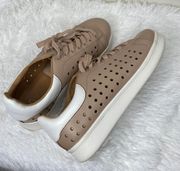 beige lace low top sneakers