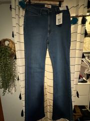 NWT  Bold Boot Jeans Size 34L