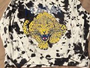 Def leopard size XL leopard logo sweatshirt GUC