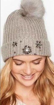 VICTORIA’S Secret Gray Pom Pom Winter Hat