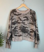 American Eagle Gray Camo Knit Sweater