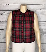 Orvis Size XL Red & Green Tartan Plaid - Black Trim Sleeveless Quilted Vest