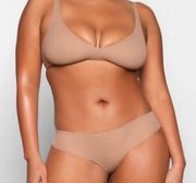 Naked Plunge Bra NWT L