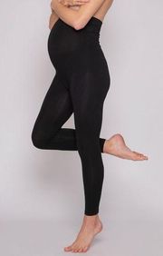 Isabel Maternity by Ingrid & Isabel Seamless Over Belly Black Tights Leggings
