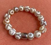 Silpada Safari Stretch Bracelet with Clear and White Glass Beads Sterling Bead