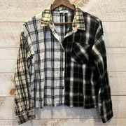 FATE Women’s Black & White Plaid Button Down Shirt Size M