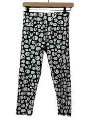 Onzie Capri Skull Pant - Black/White - S/M