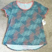 NWT LulaRoe classic tee - famous butter shift material - incredibly‎ comfortable